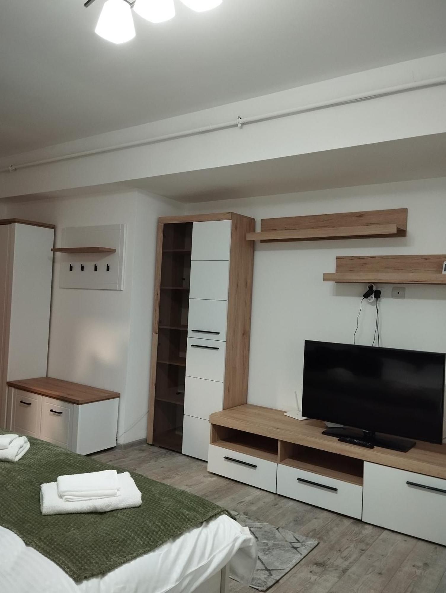 Amber Apartment *